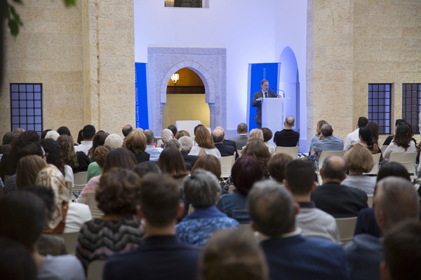 Professor Rashid Khalidi addresses academics during his lecture on May 6th (Columbia Global Centres)